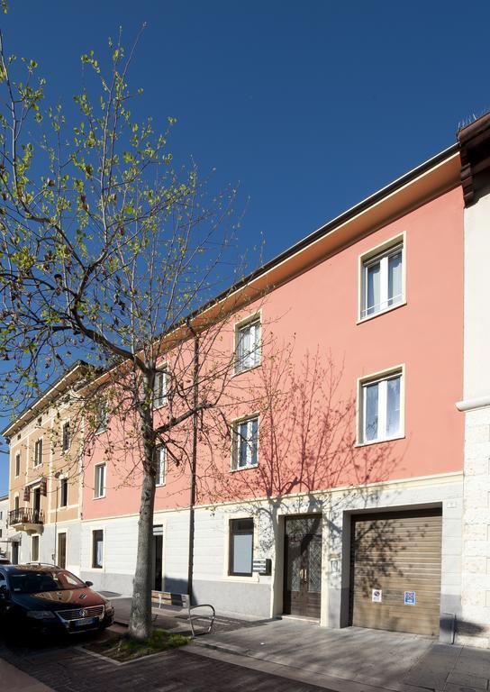 Le Suites - Di Fronte Ospedale Sacro Cuore Negrar Luaran gambar